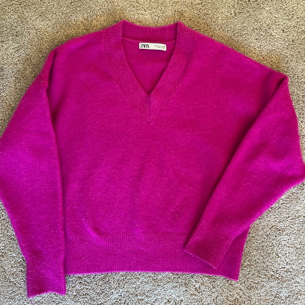 Zara pink v neck sweater